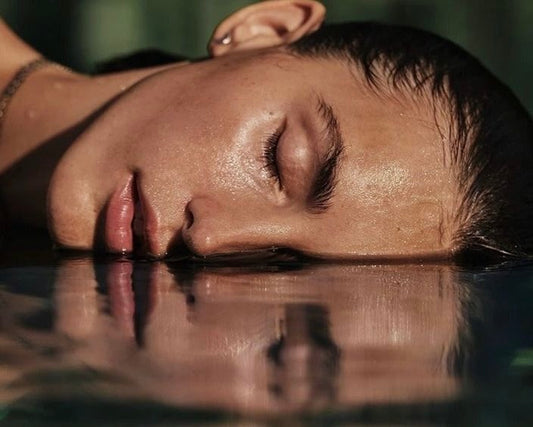 10 Myths About Dandruff: Debunking Common Misconceptions